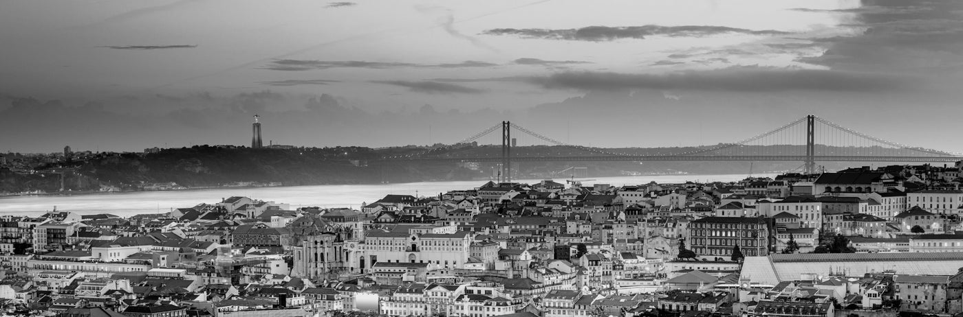 Kaufe oder bestelle dein Vintage Travel Lissabon Poster online - BLN PRINT