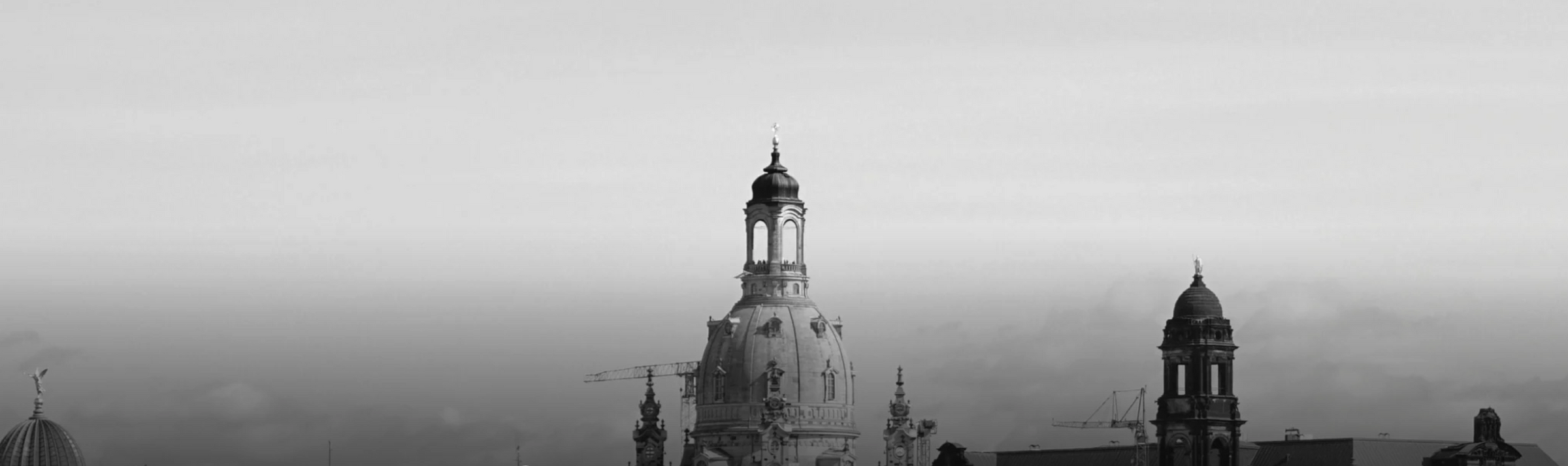 Kaufe oder bestelle dein Vintage Dresden Travel Retro Poster online